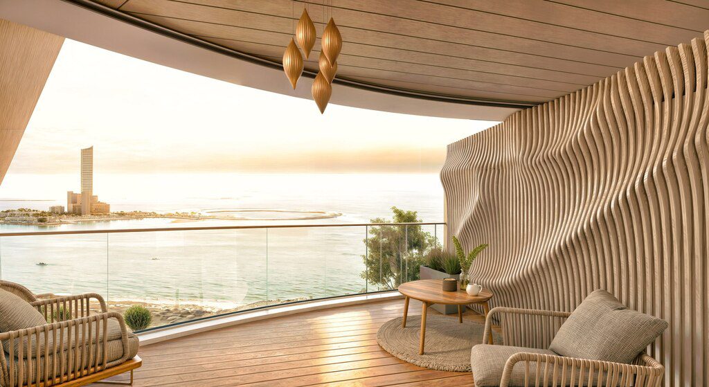 Элитная квартира с панорамным видом на море и современным дизайном интерьера. Идеальное решение для ценителей роскоши и комфорта в Италии.